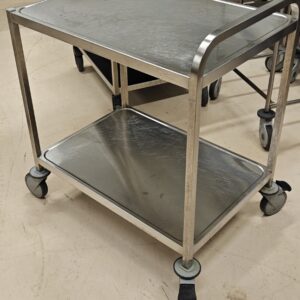 Tarjoiluvaunu 2-taso